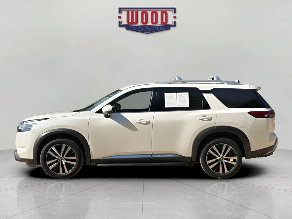 Used 2023 Nissan Pathfinder Platinum