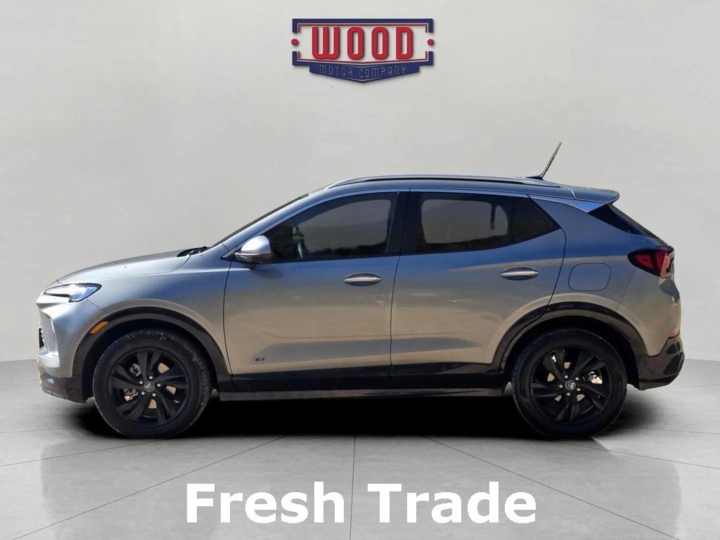 2025 Buick Encore GX Sport Touring photo 3