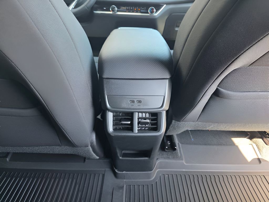 2026 Chevrolet Equinox LT - Photo 8