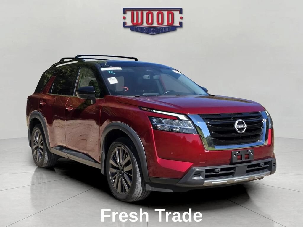 Used 2023 Nissan Pathfinder SL