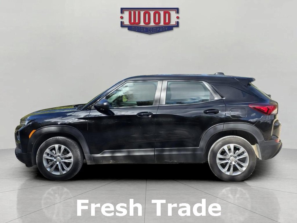 2023 Chevrolet Trailblazer LS photo 3