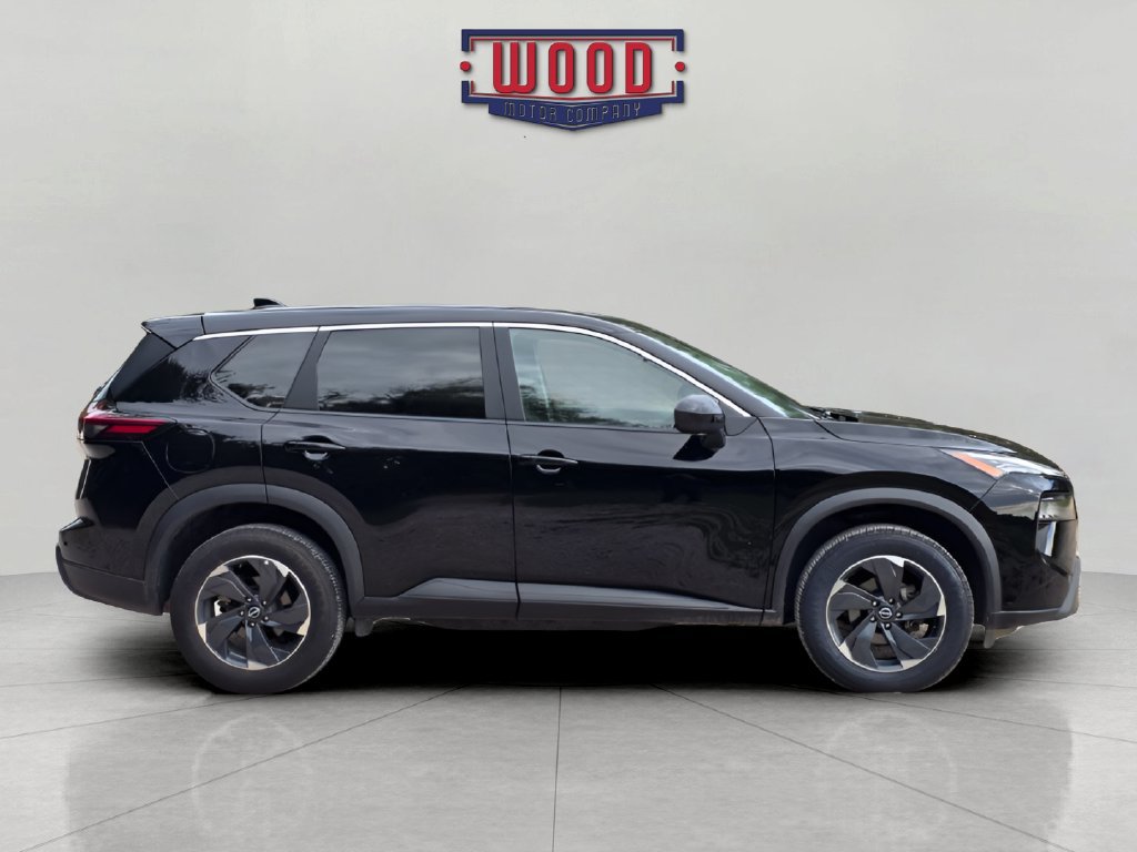 Used 2024 Nissan Rogue SV