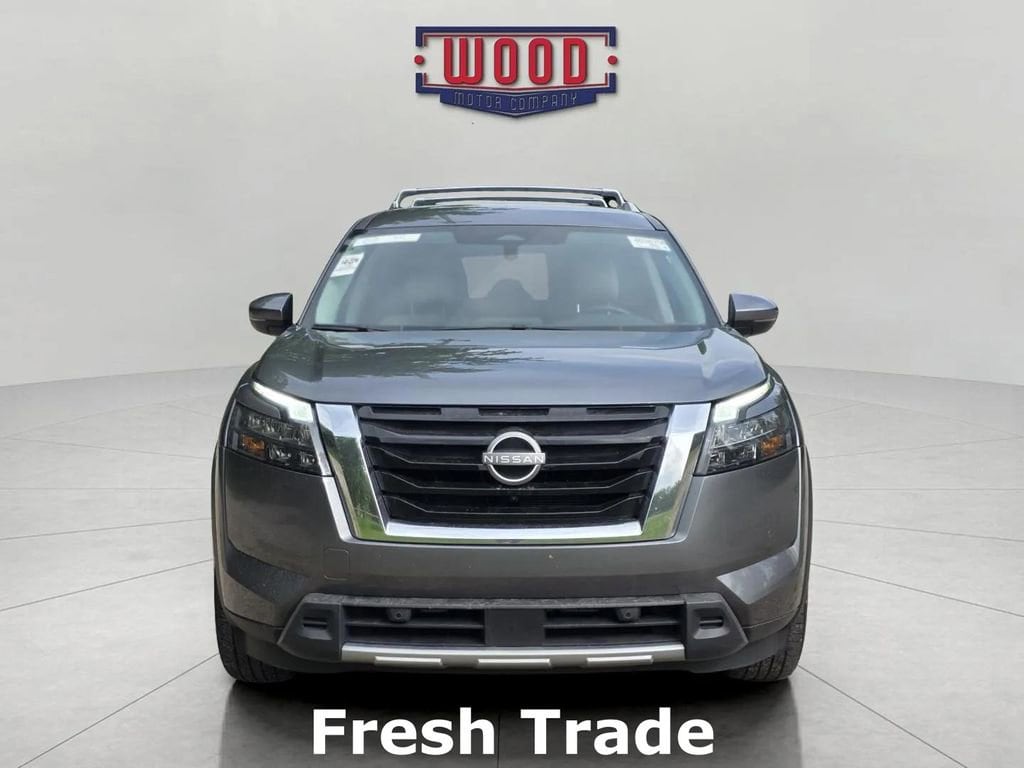 Used 2025 Nissan Pathfinder SL