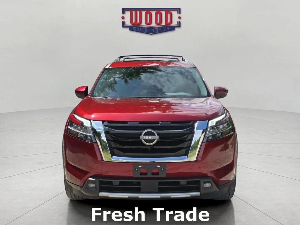 Used 2024 Nissan Pathfinder Platinum