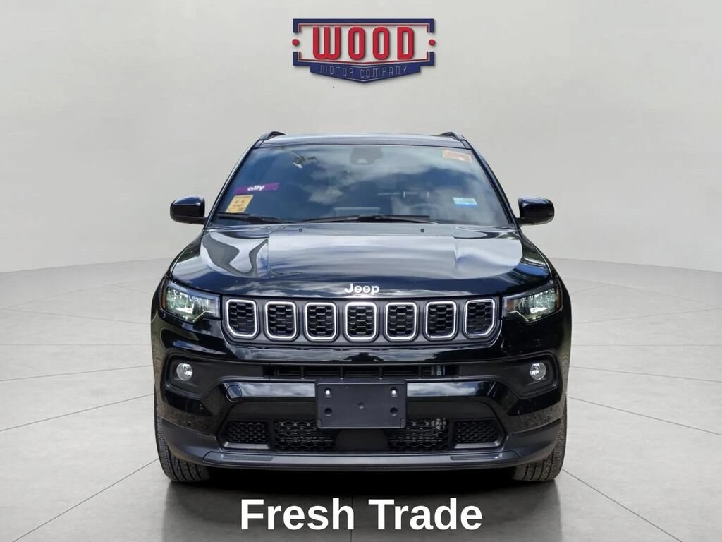Used 2025 Jeep Compass Latitude