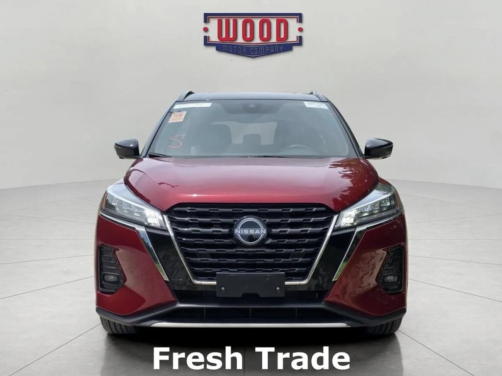 Used 2023 Nissan Kicks SR