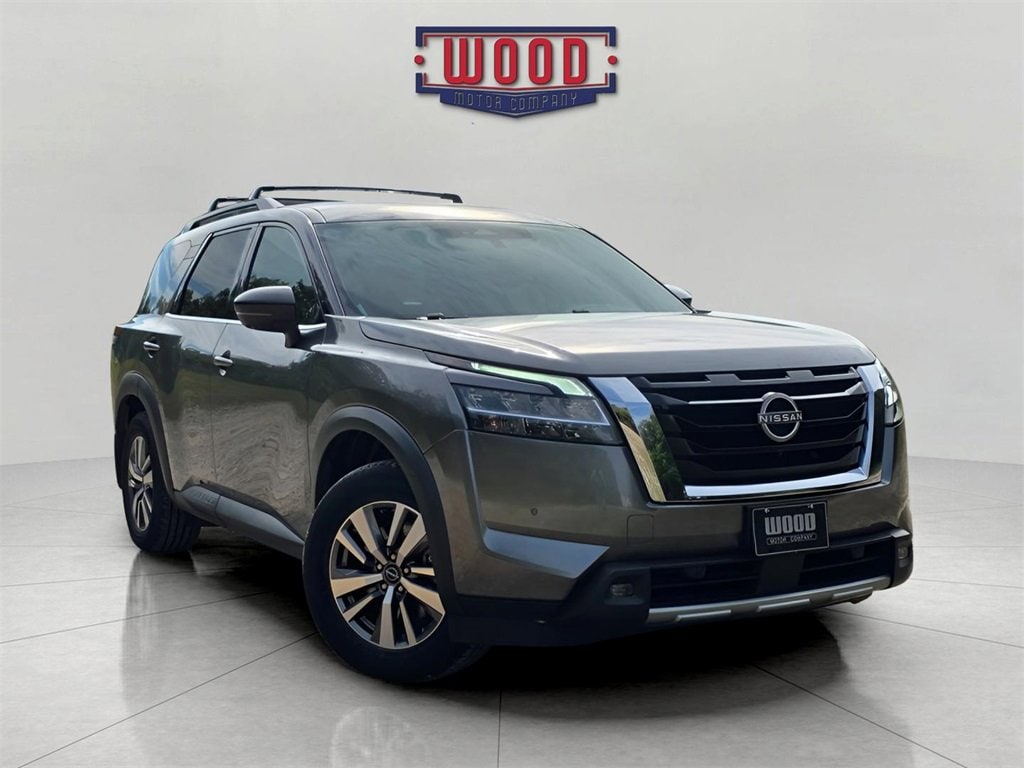 Used 2022 Nissan Pathfinder SL