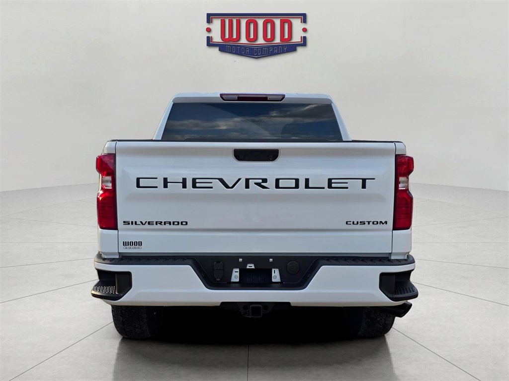2026 Chevrolet Silverado 1500 Custom photo 3