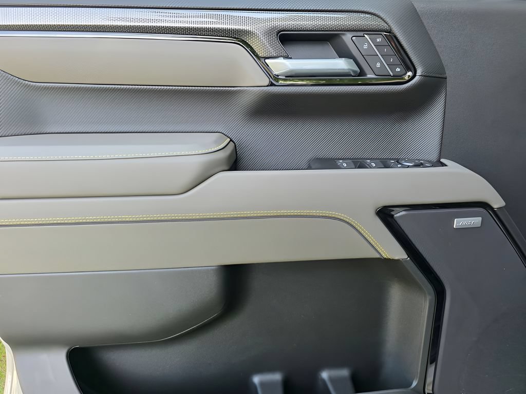 2026 Chevrolet Silverado 1500 ZR2 - Photo 16
