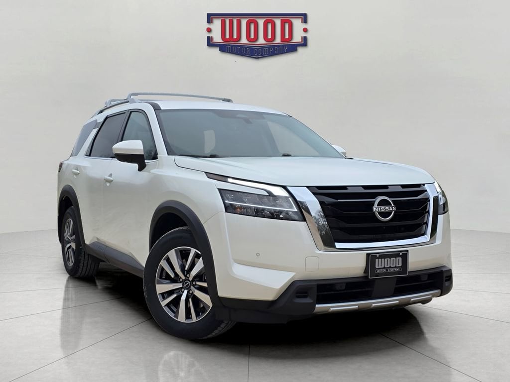 2024 Nissan Pathfinder SL 4WD's photo