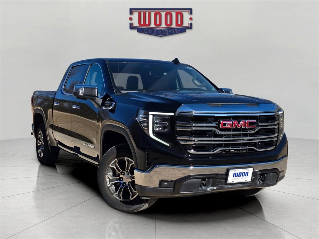 2024 GMC Sierra SLT's photo