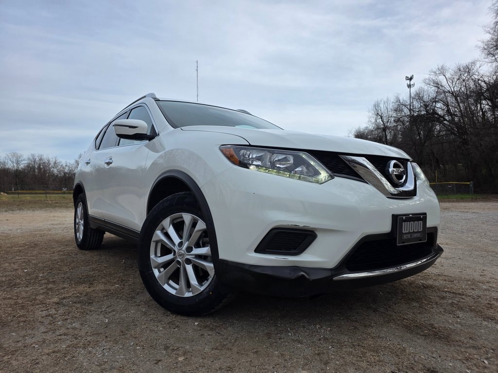 Used 2016 Nissan Rogue SV