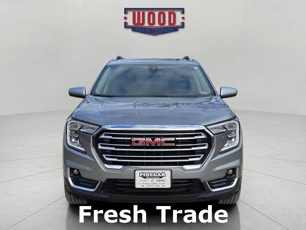Used 2024 GMC Terrain SLT SUV