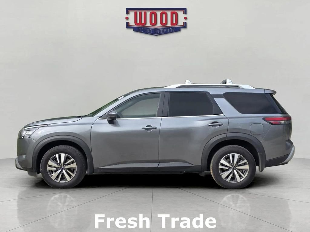 Used 2025 Nissan Pathfinder SL
