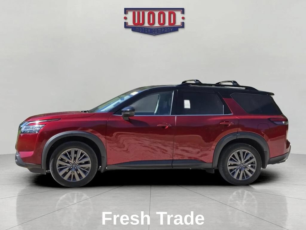 Used 2023 Nissan Pathfinder SL