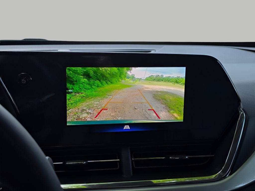 2026 Chevrolet Trax LT - Photo 21