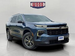2025 Chevrolet Traverse LT SUV