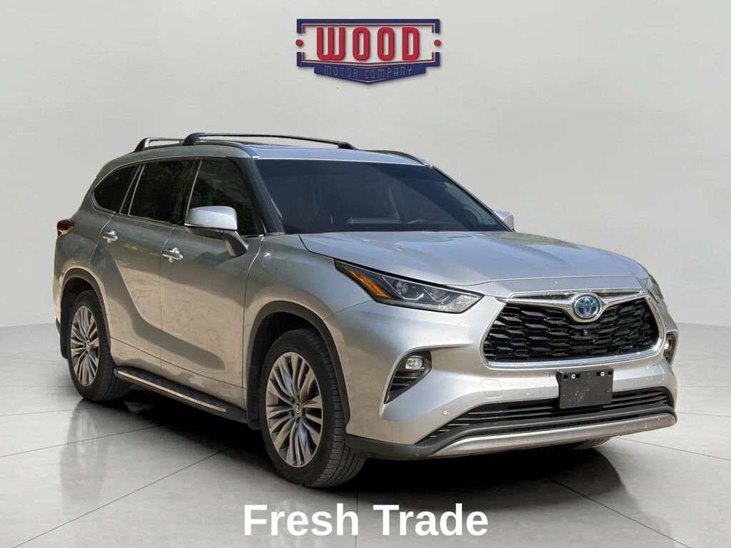Used 2022 Toyota Highlander Hybrid Platinum
