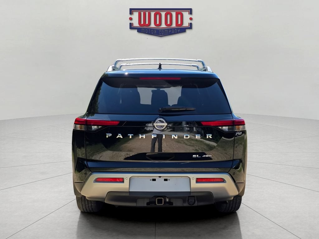 Used 2025 Nissan Pathfinder SL