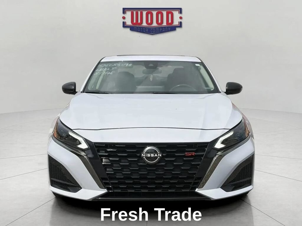 Used 2024 Nissan Altima 2.5 SR