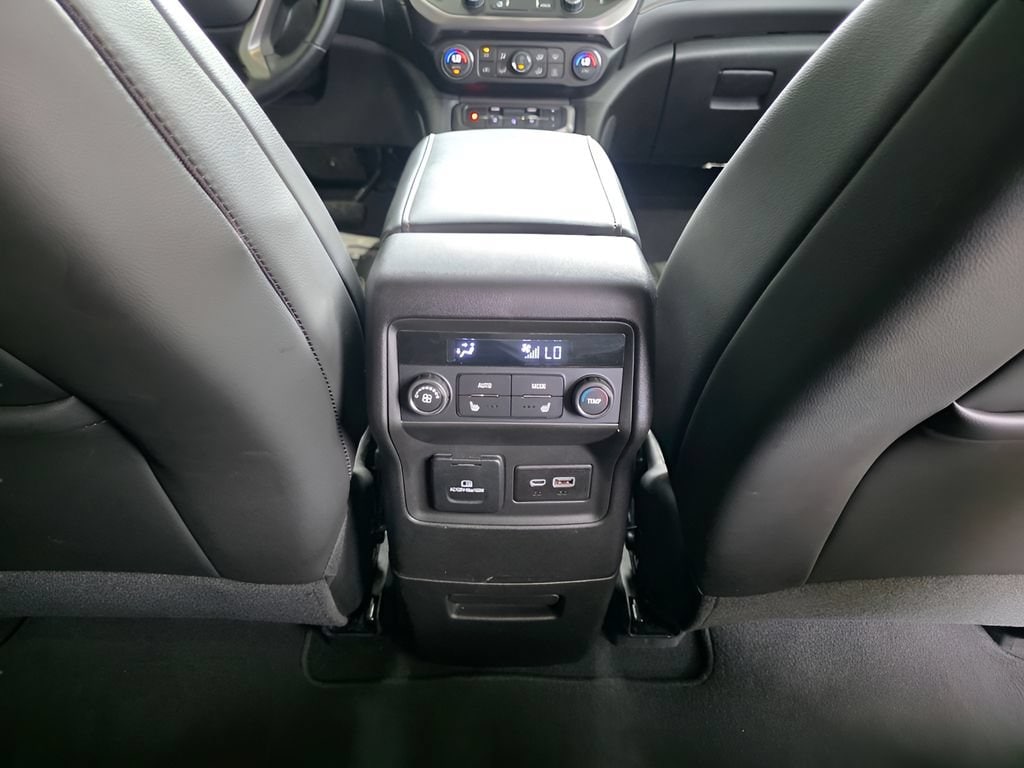2023 GMC Acadia AT4 - Photo 11