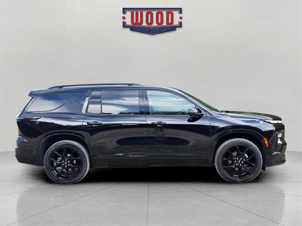 Used 2024 Chevrolet Traverse RS SUV