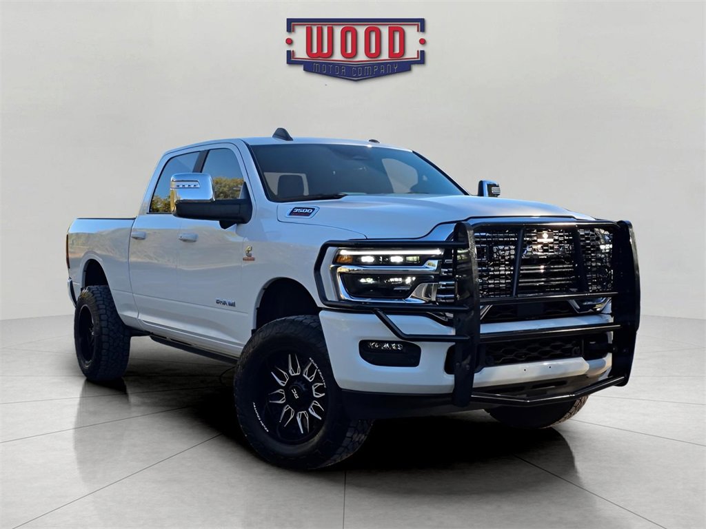 2025 RAM Ram 3500 Pickup Laramie's photo