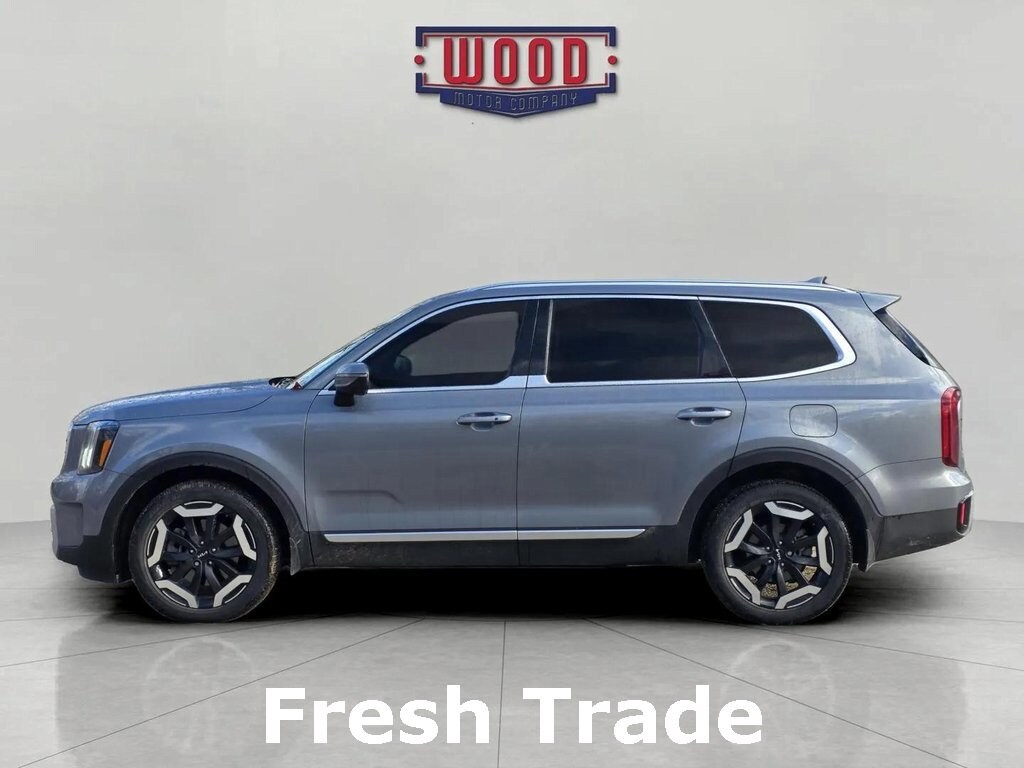 Used 2023 Kia Telluride S