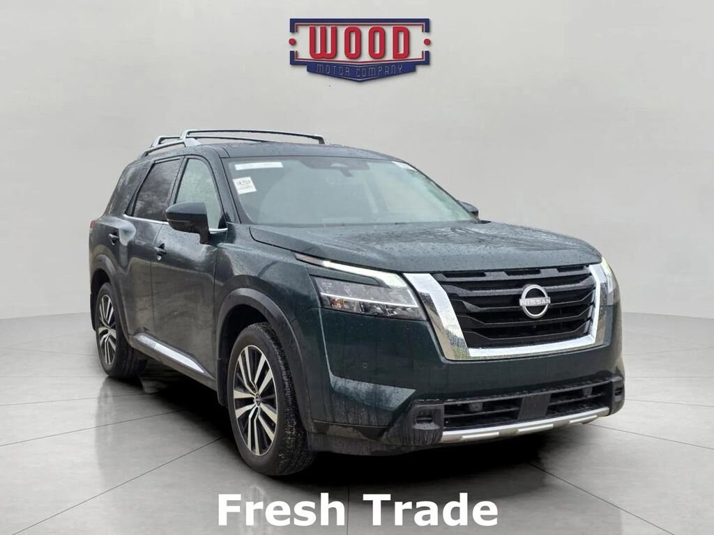 Used 2024 Nissan Pathfinder Platinum