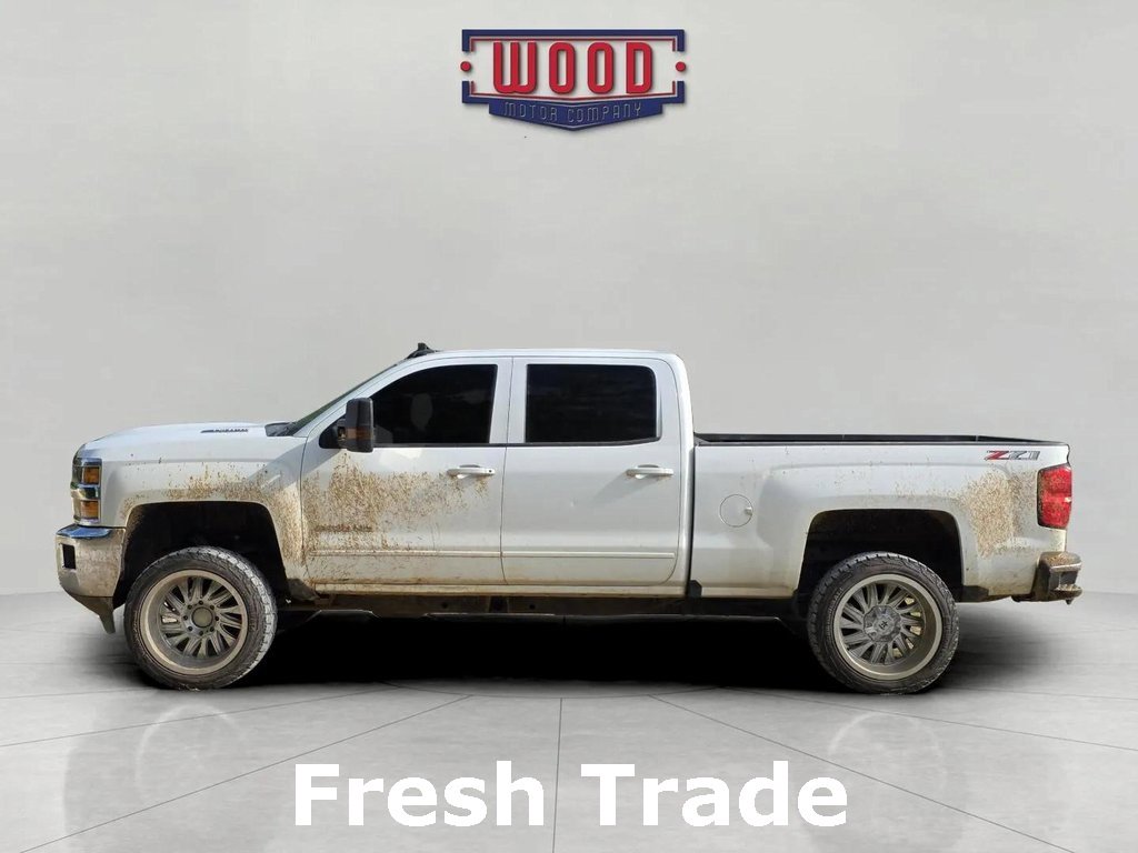 2019 Chevrolet Silverado 2500HD LT photo 4