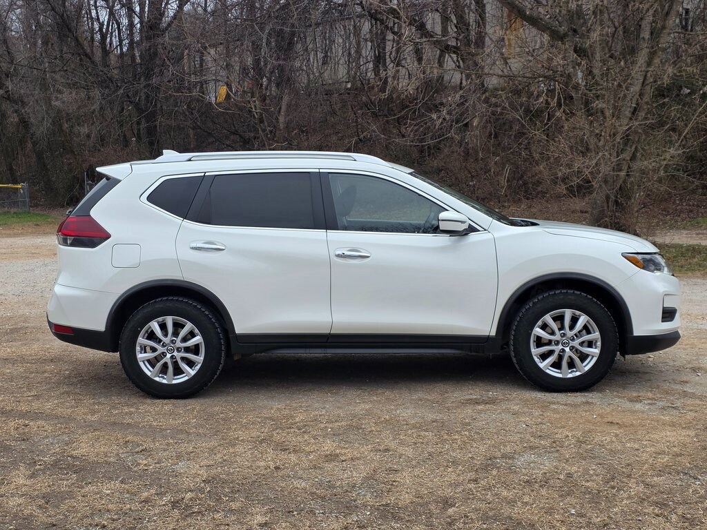 Used 2020 Nissan Rogue SV