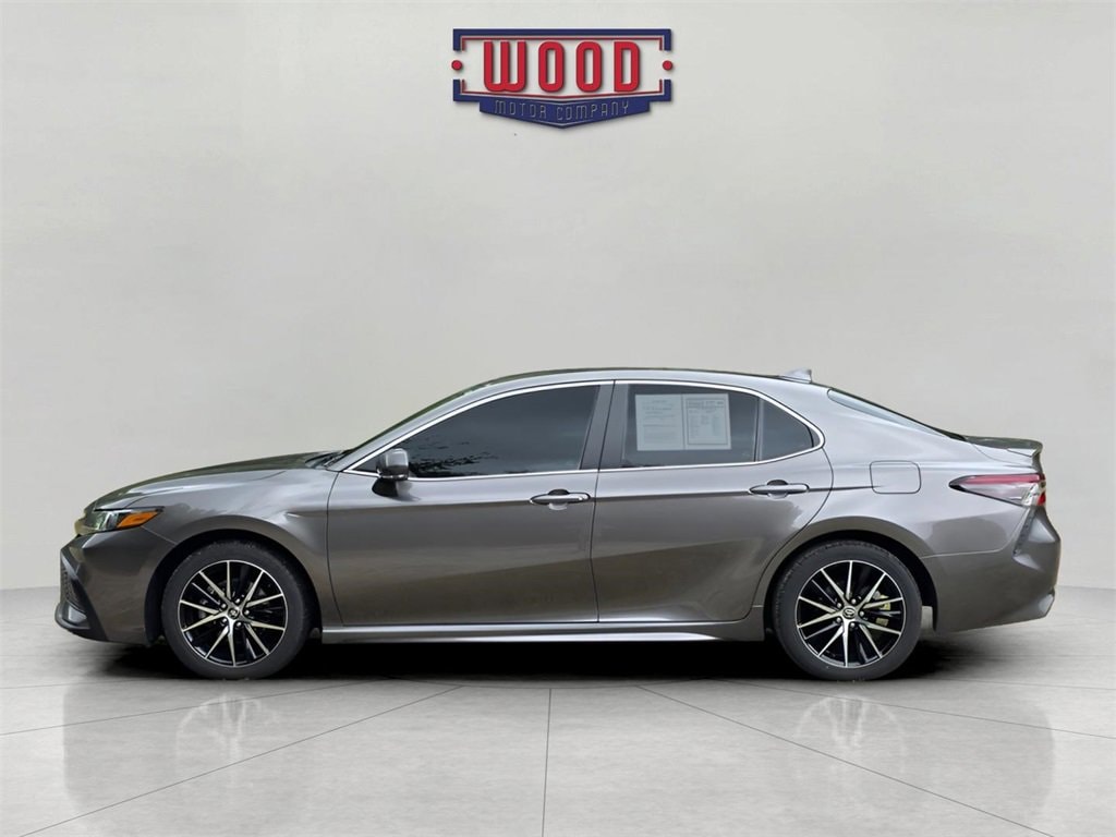 Used 2022 Toyota Camry SE