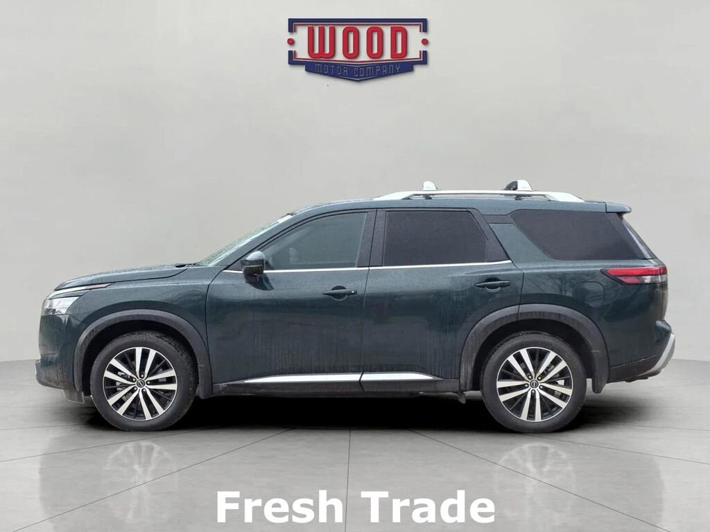 Used 2024 Nissan Pathfinder Platinum