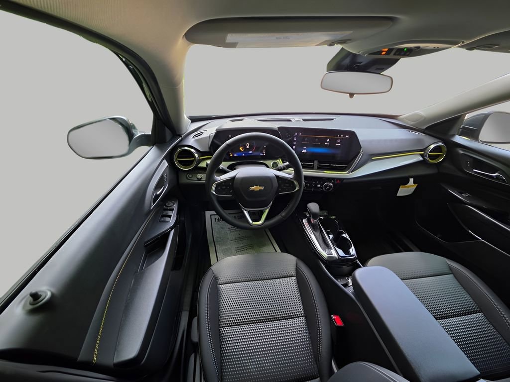 2026 Chevrolet Trax LT - Photo 12