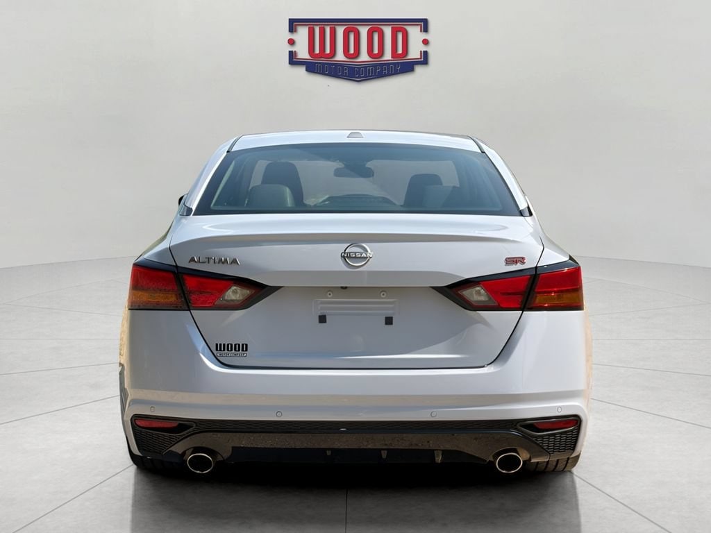 Used 2024 Nissan Altima 2.5 SR