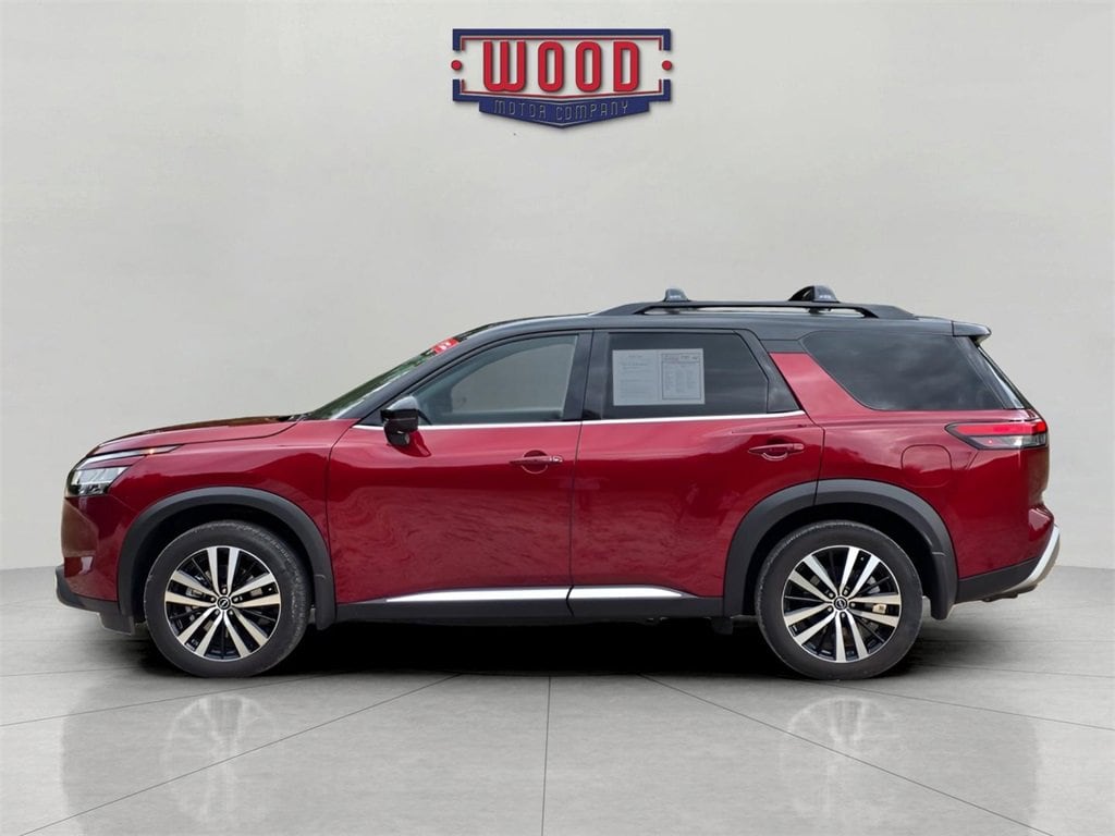 Used 2024 Nissan Pathfinder Platinum