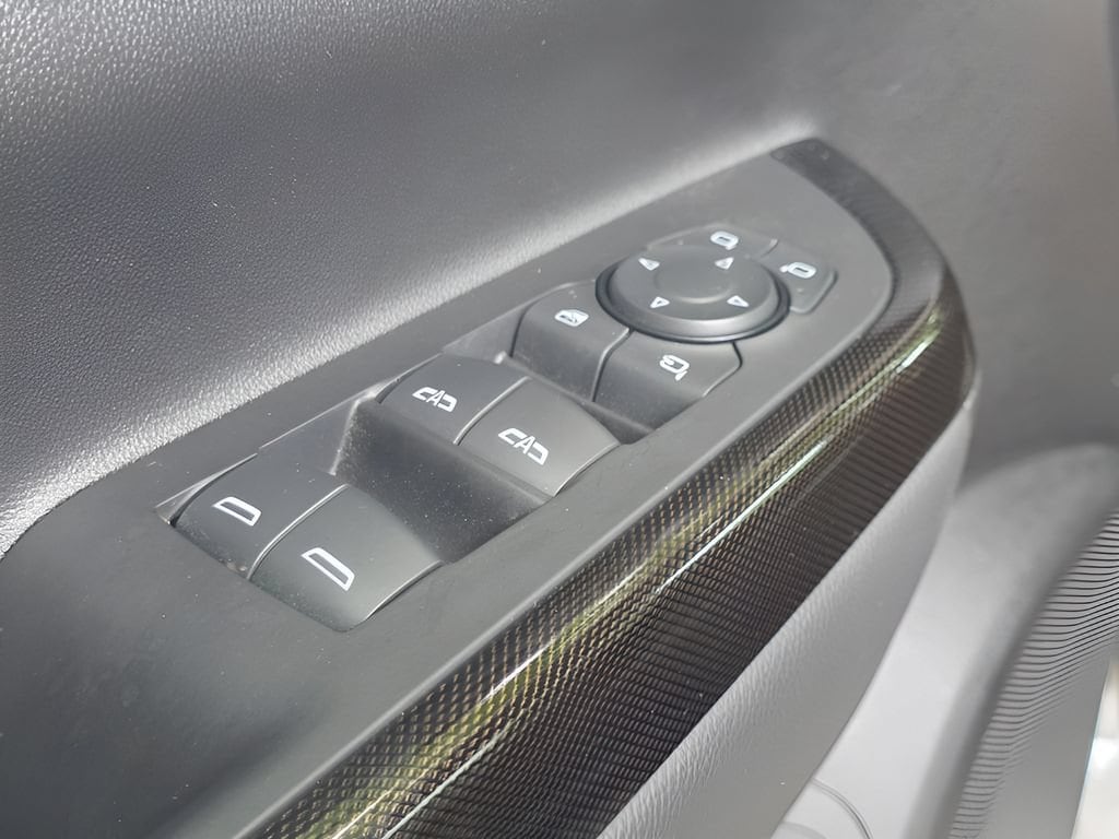 2023 GMC Acadia AT4 - Photo 19