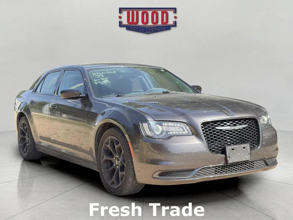 Used 2019 Chrysler 300 Touring