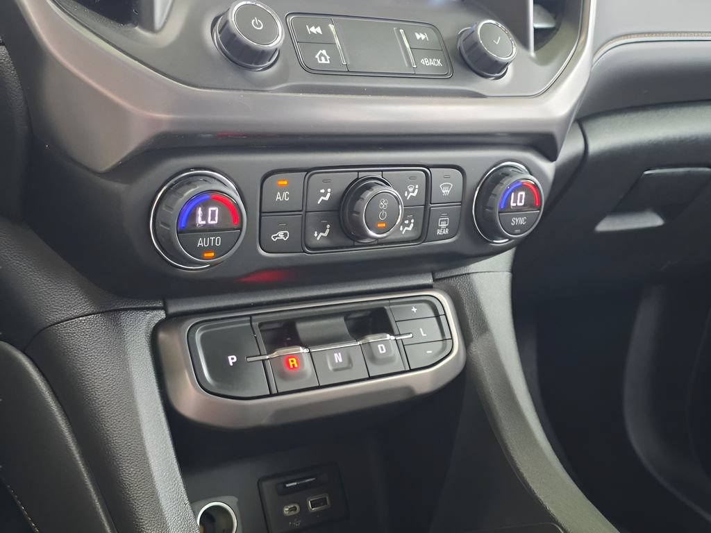 2023 GMC Acadia AT4 - Photo 30