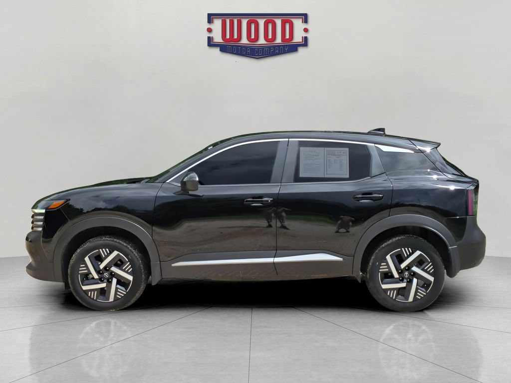 Used 2025 Nissan Kicks SV