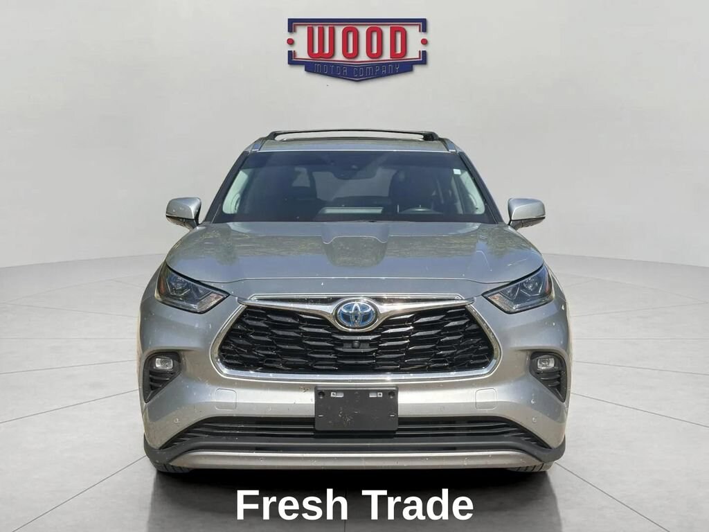 Used 2022 Toyota Highlander Hybrid Platinum