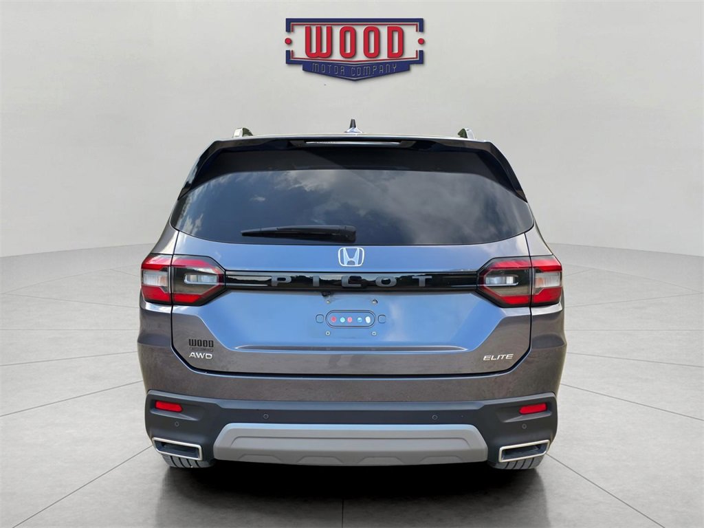 2023 Honda Pilot Elite photo 2