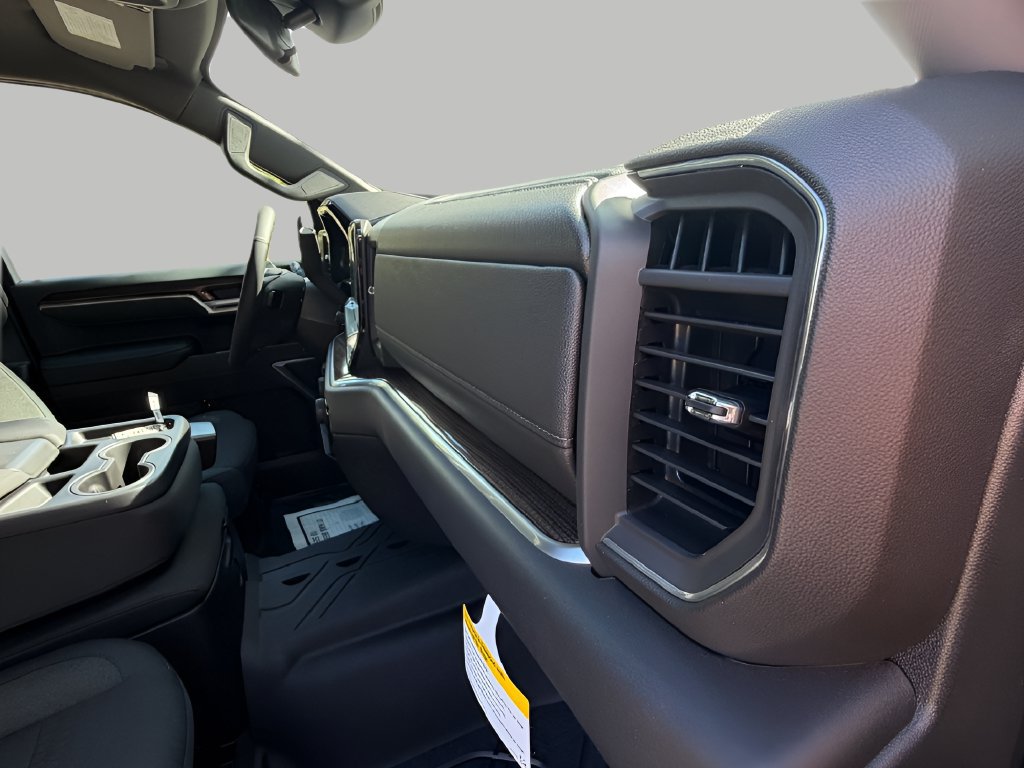 2026 Chevrolet Silverado 1500 LT - Photo 10