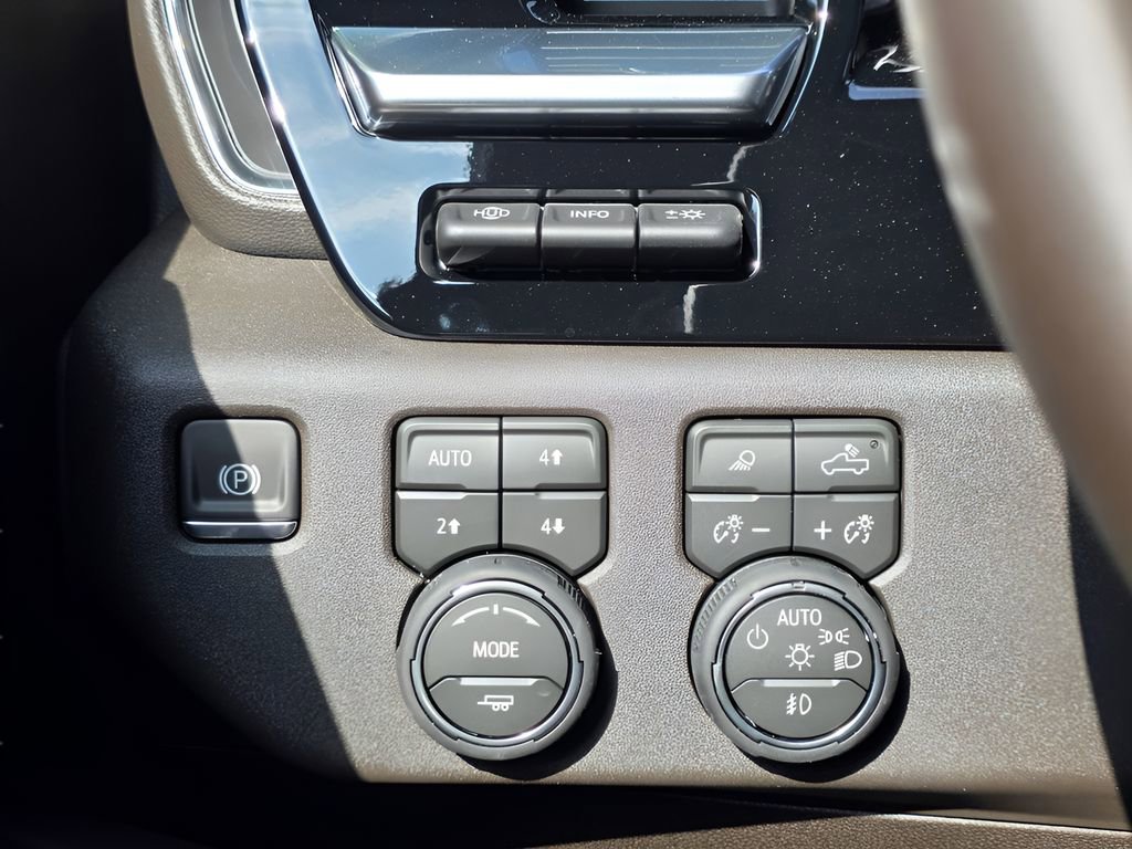 2026 Chevrolet Silverado 2500 HD LTZ - Photo 23