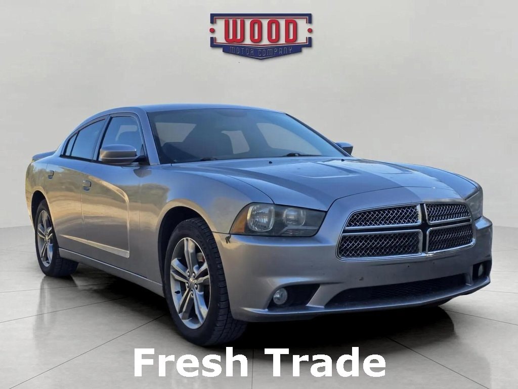Used 2014 Dodge Charger SXT