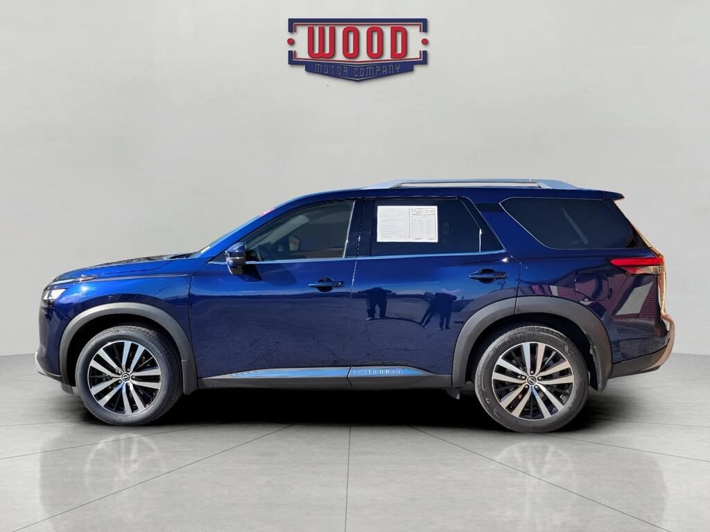 Used 2023 Nissan Pathfinder Platinum