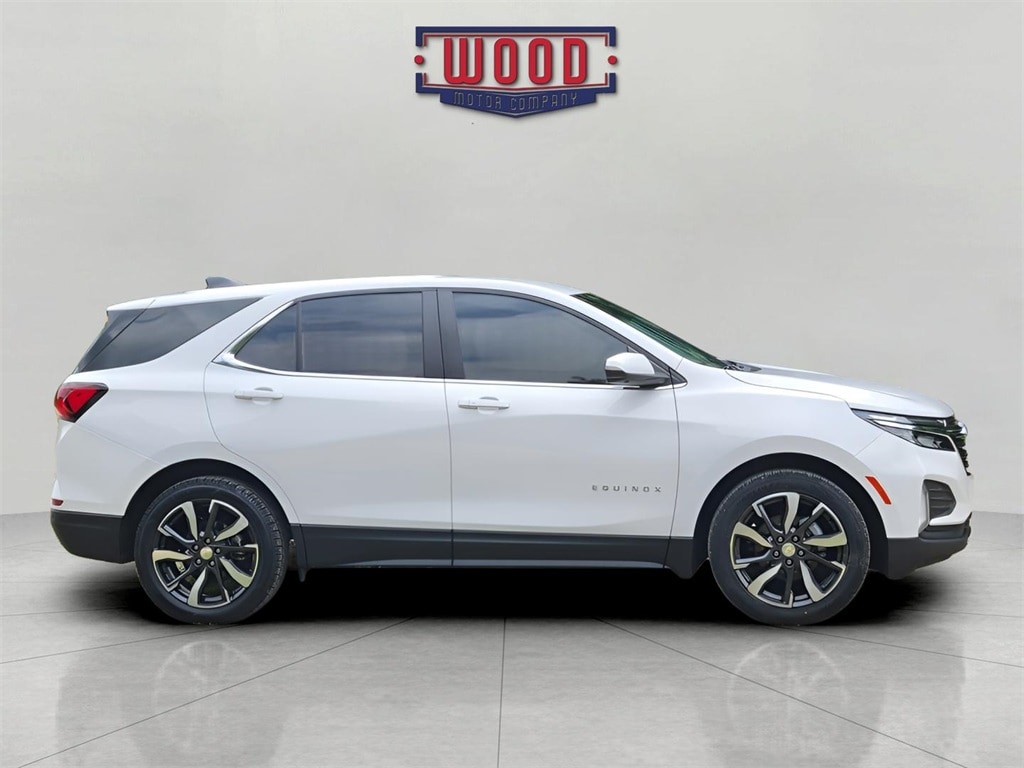 Used 2022 Chevrolet Equinox LT with VIN 3GNAXKEV8NL197212 for sale in Hurst, TX