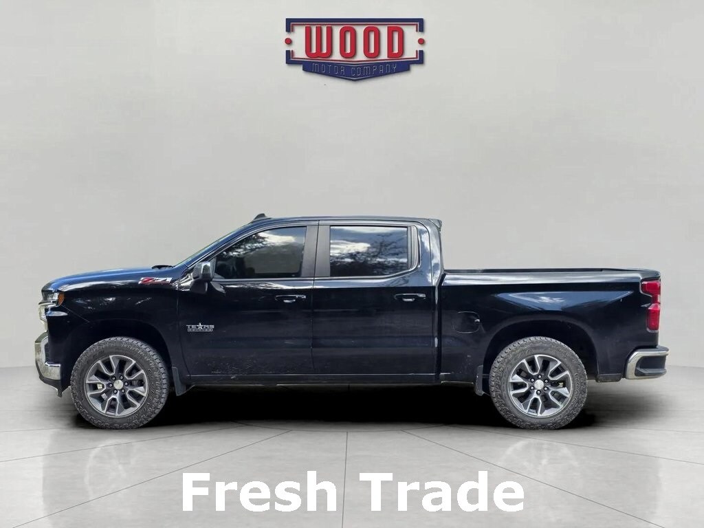 2021 Chevrolet Silverado 1500 LT Texas Edition photo 3