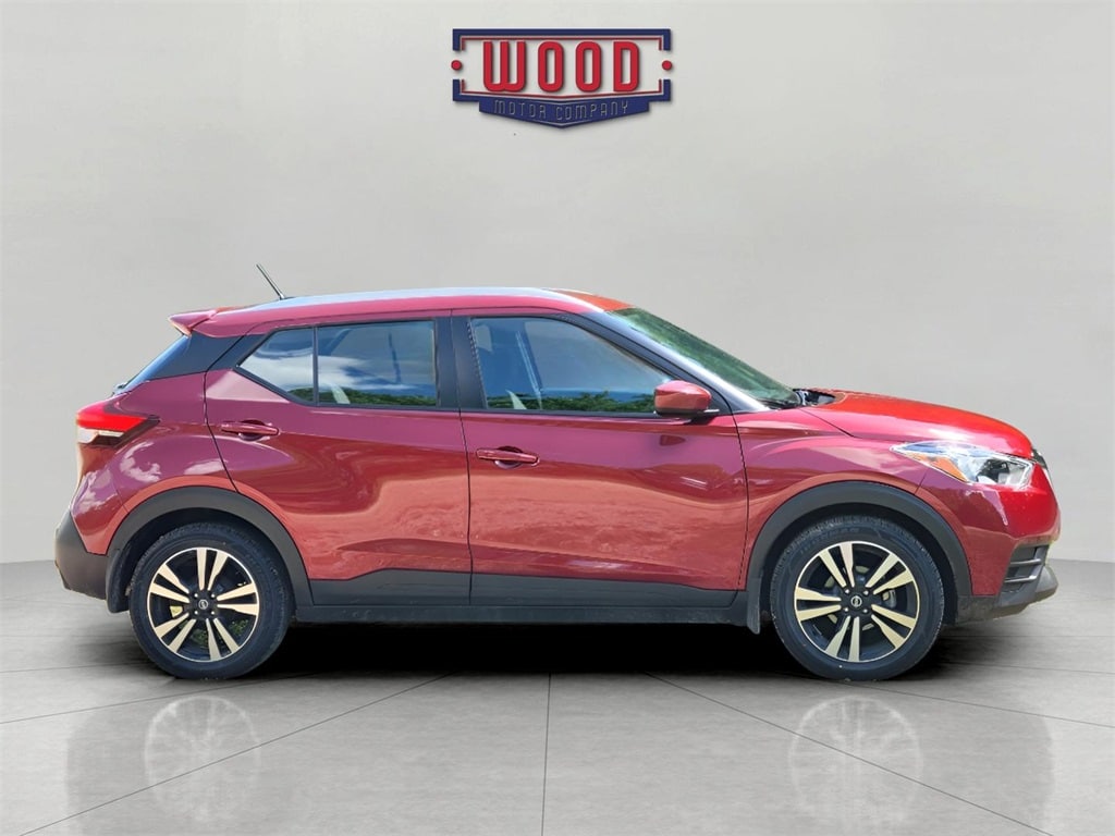 Used 2020 Nissan Kicks SV with VIN 3N1CP5CV3LL511161 for sale in Hurst, TX