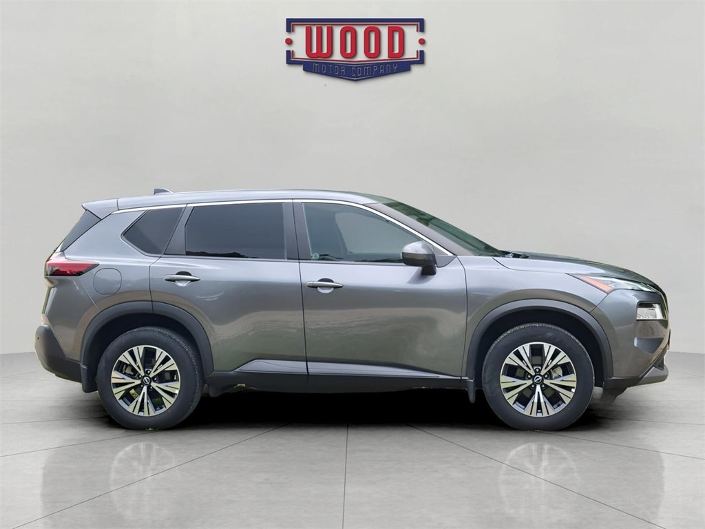 Used 2022 Nissan Rogue SV with VIN 5N1BT3BB5NC697442 for sale in Hurst, TX